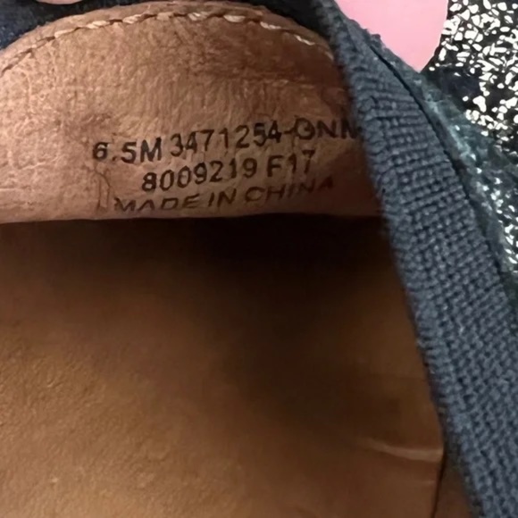 Frye Melanie Slip On Sneakers - Size US 6.5 - Picture 7 of 8